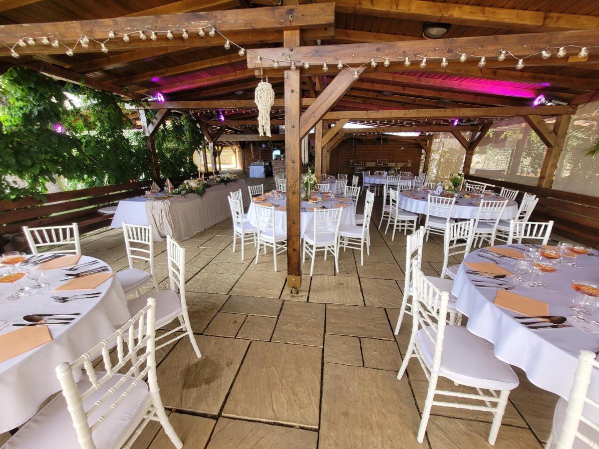 Hotel Glamour Kaluža Zewnętrze zdjęcie