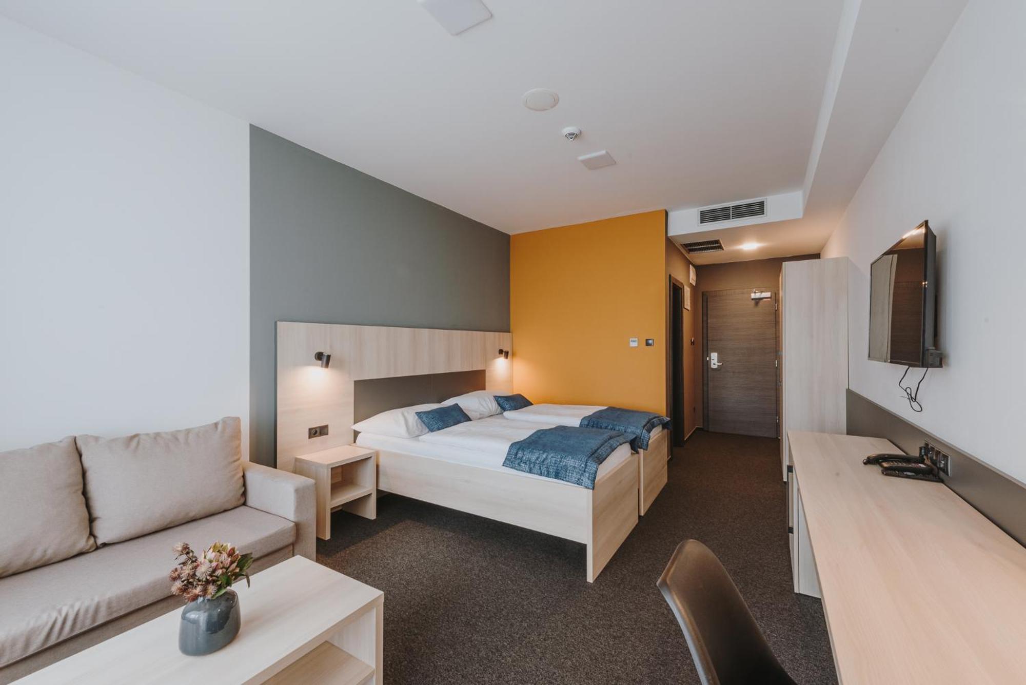 Hotel Glamour Kaluža Zewnętrze zdjęcie