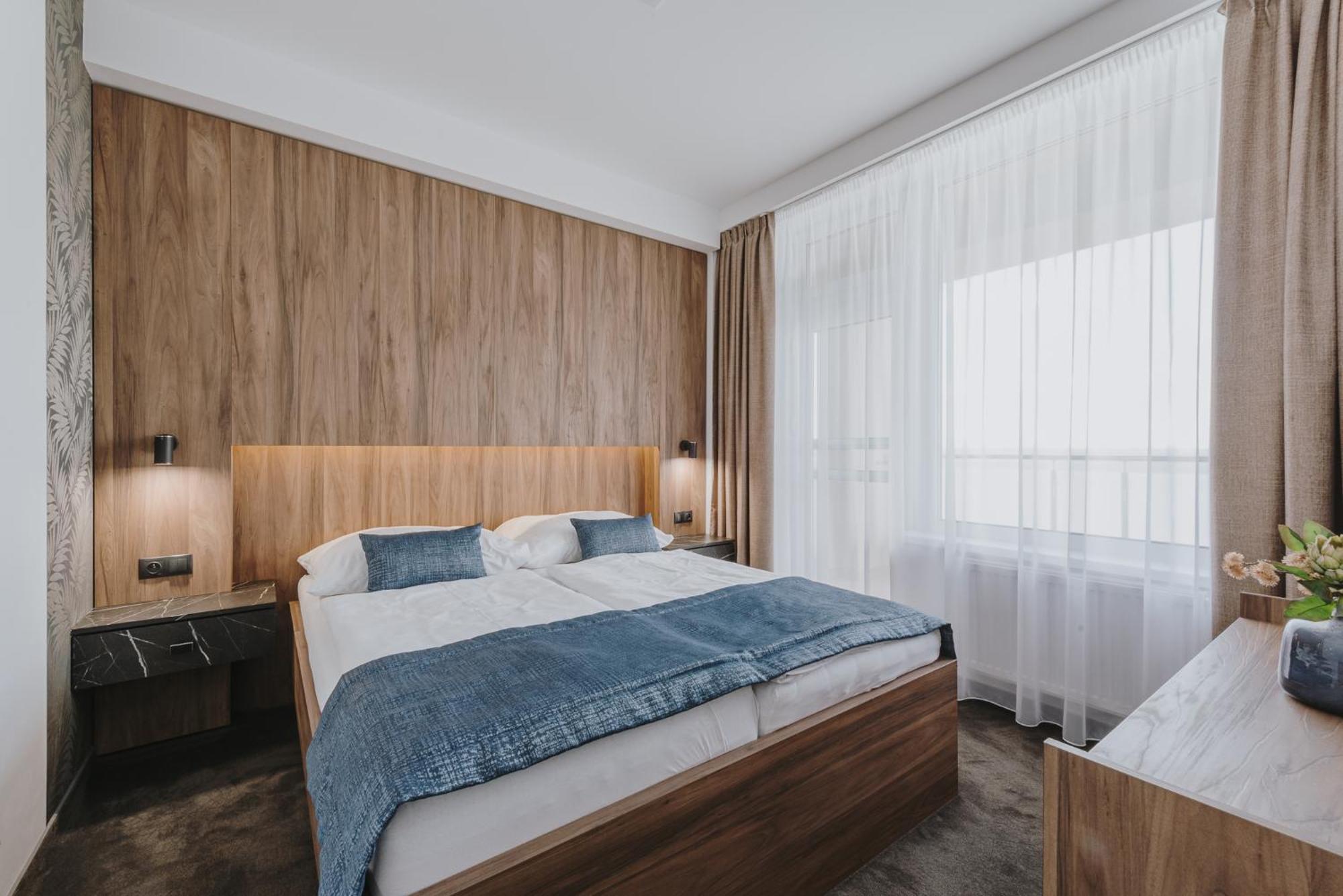 Hotel Glamour Kaluža Zewnętrze zdjęcie