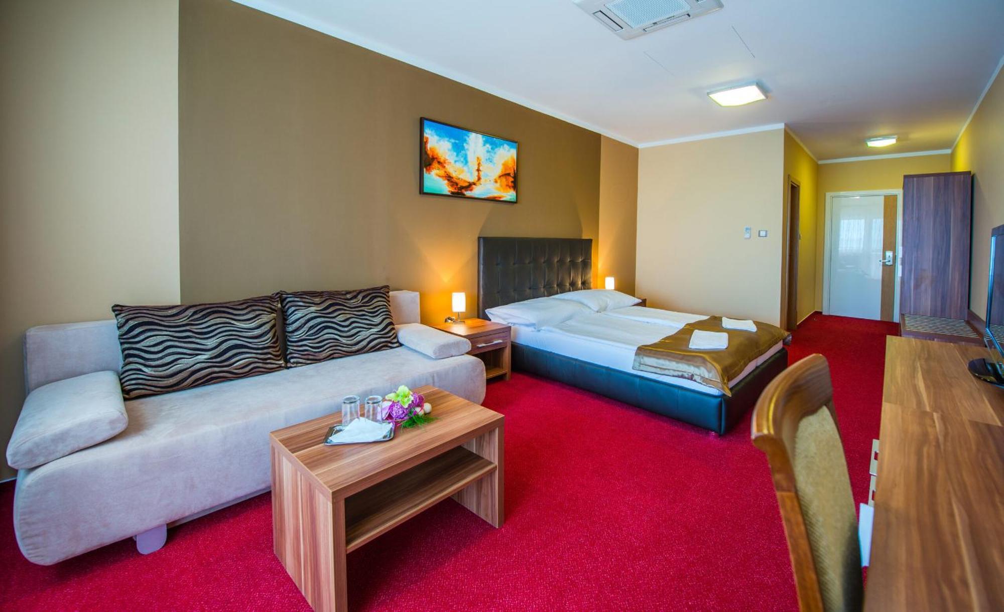 Hotel Glamour Kaluža Zewnętrze zdjęcie
